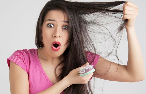 頭髮靜電多是怎麼回事 頭髮有靜電怎麼去除